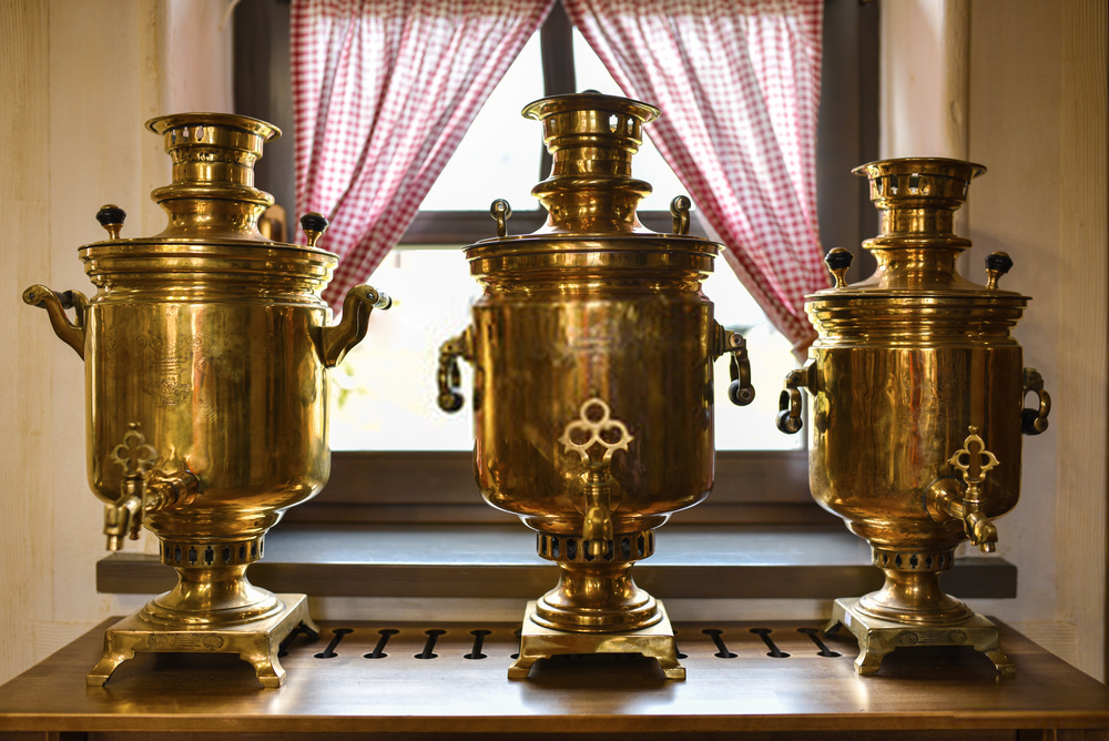 Tea in Russia 5 Old samovar